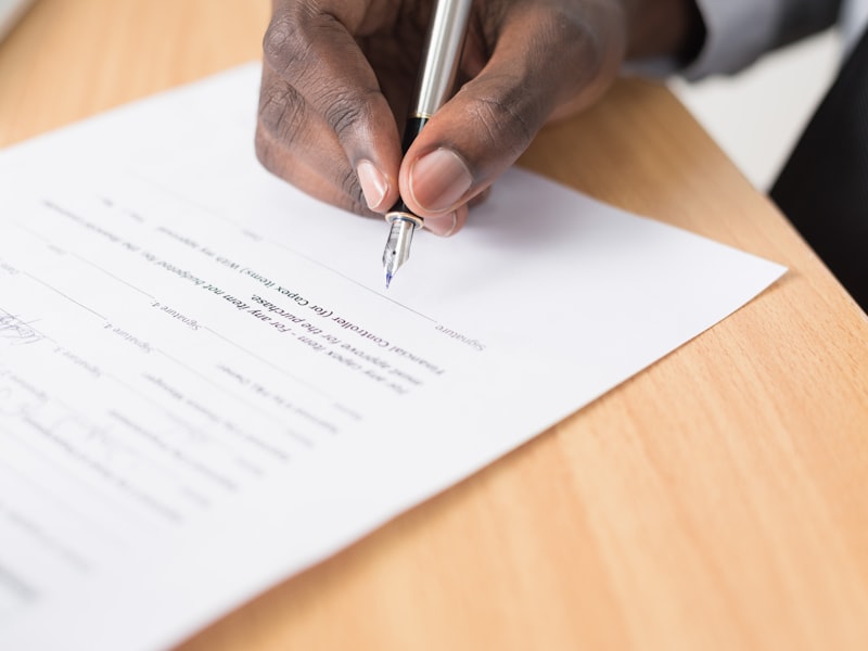 Firma de acuerdo legal UAV (STOCK TEMPORAL - reemplazar por foto real del cliente)
